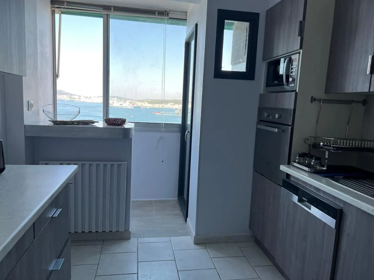 Appartement La Goélette ou Souléou à Toulon 0*,  France